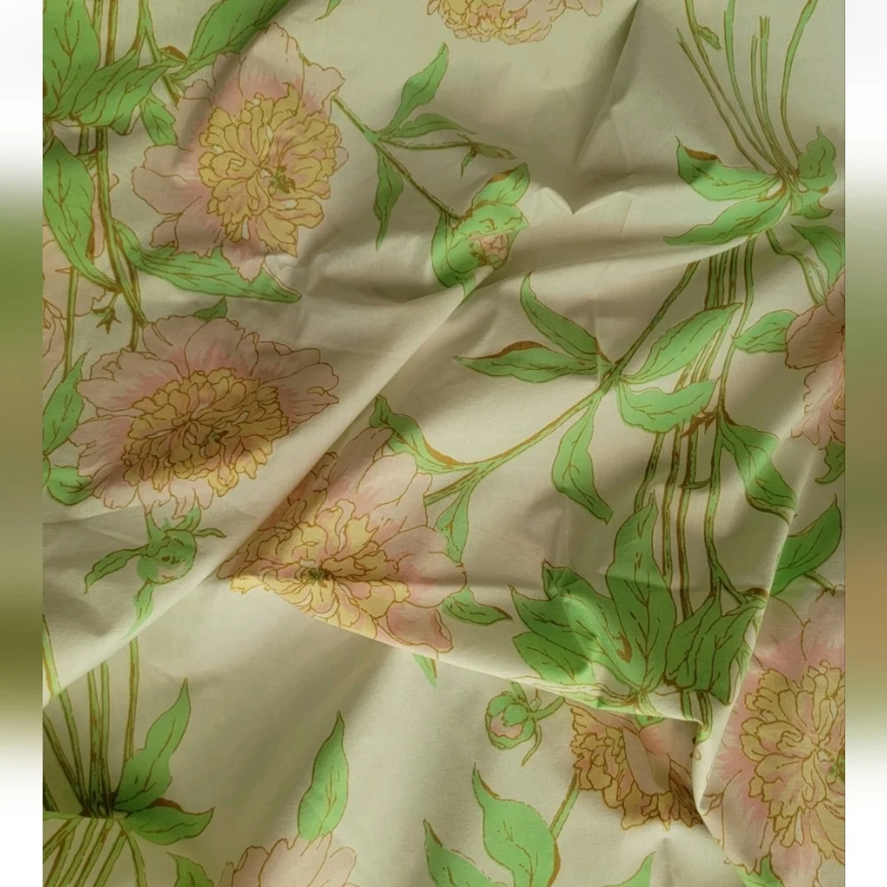 J.P. Stevens & co. Floral Bedding 2 Piece Fitted Flat Twin Size Sheet Set Vtg